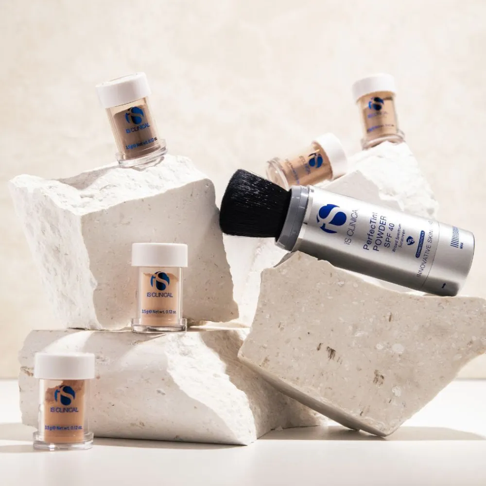 iS Clinical PerfecTint Powder SPF 40 Outlet