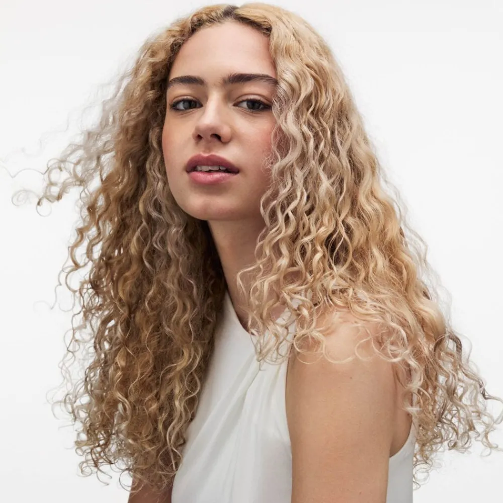 Maria Nila Sheer Silver Shampoo